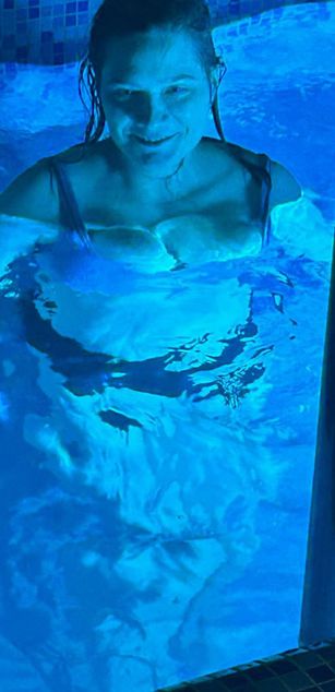 Model - NinaCherry toys