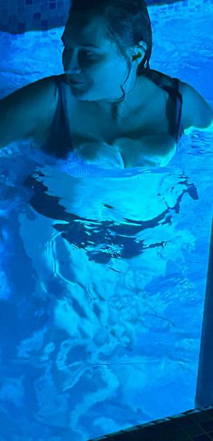 Model - NinaCherry toys