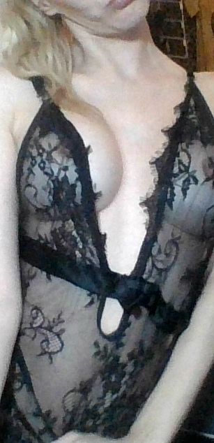 Model - Mistressmilly32 fetish