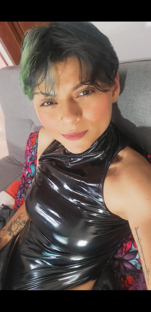 Model - LoreDom latina