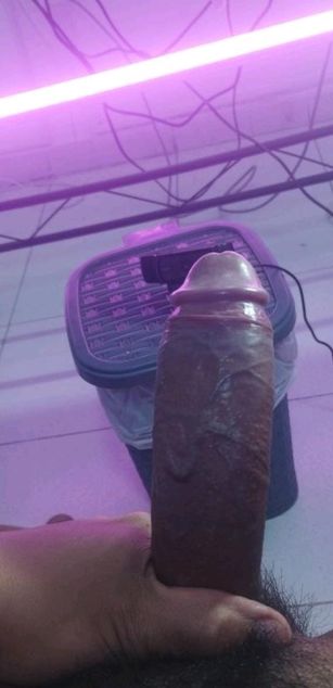 Model - RobinsonBaker deepthroat