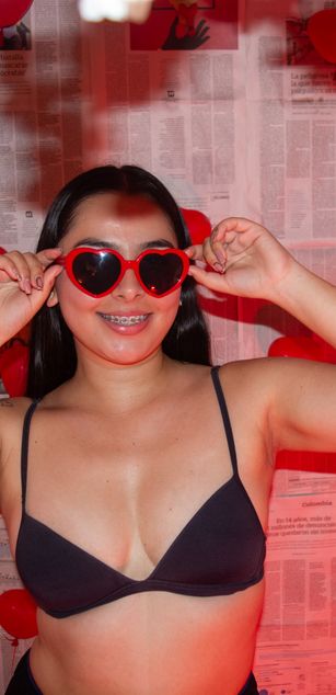 Model - Iris Moira blowjob