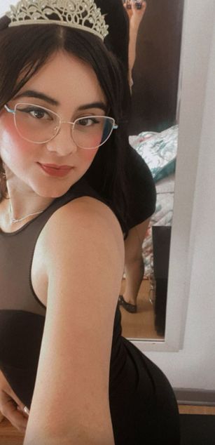 Model - Dulce_amg ass