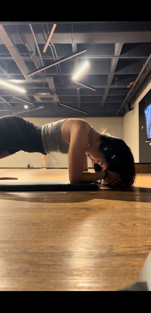 Model - Sarah Franco deepthroat