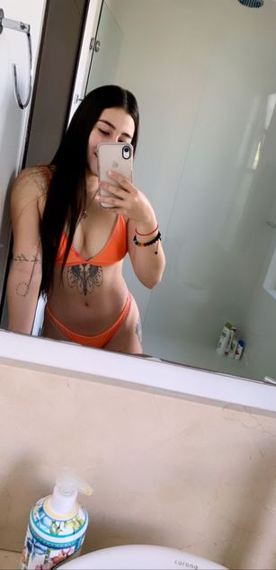 Model - Sarah Franco deepthroat