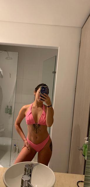 Model - Sarah Franco deepthroat