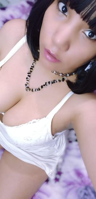 Model - Miss Naughty dildo