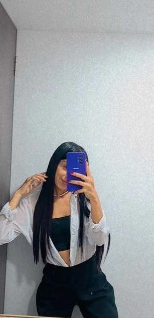 Model - AmberDux dirtytalk