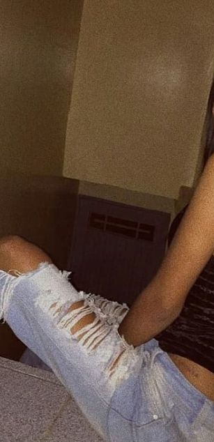 Model - AmberDux dirtytalk