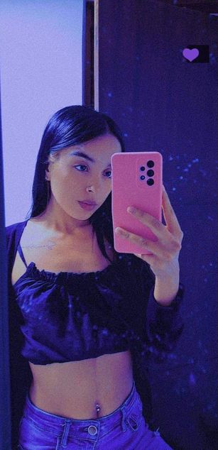 Model - AmberDux dirtytalk