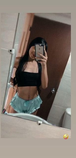 Model - AmberDux dirtytalk