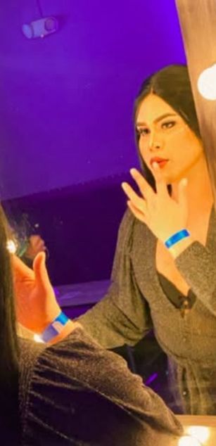 Model - Valentina curvy