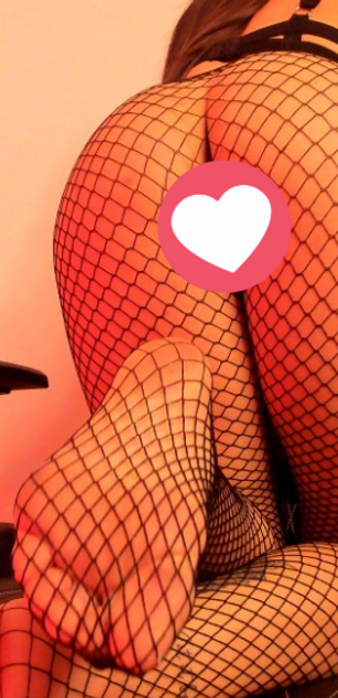 Model - Sarah Franco deepthroat