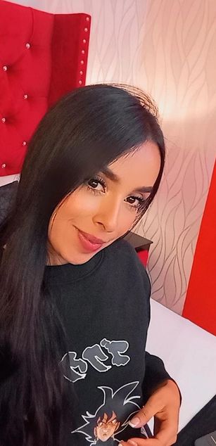 Model - AmberDux dirtytalk