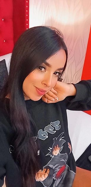 Model - AmberDux dirtytalk