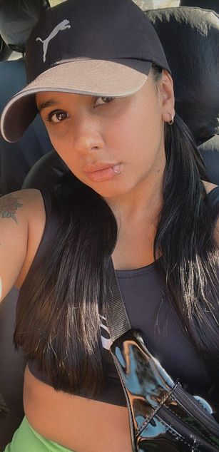 Model - Moli Myers blowjob