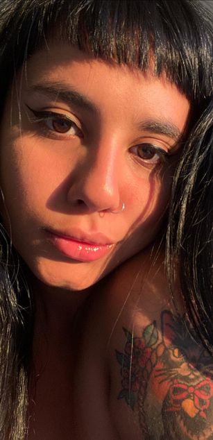 Model - Moli Myers blowjob