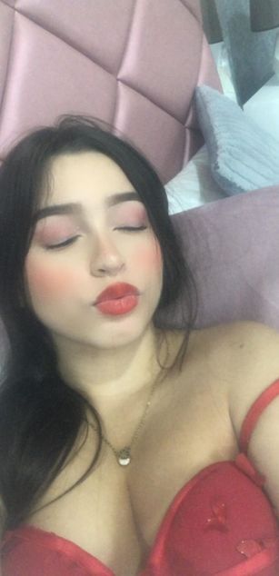 Model - Bella_Anal bigtits