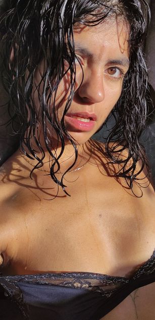 Model - Trinna sweet