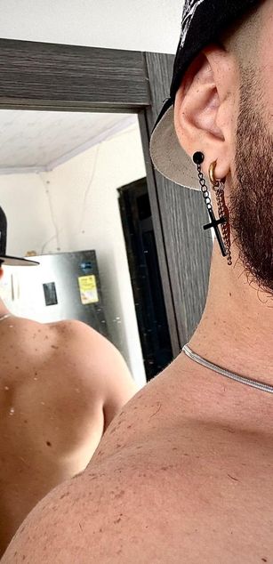 Model - jeyco_santino cute