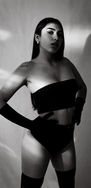 Model - Lissie Hilton dirtytalk