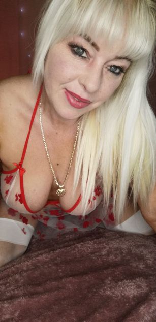 Model - MSHANNAHSMITHX HUMILATION