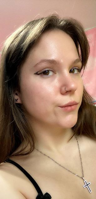 Model - Emily Rose blowjob