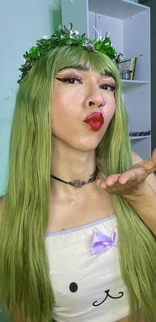 Model - Sofi elf queen deepthroat