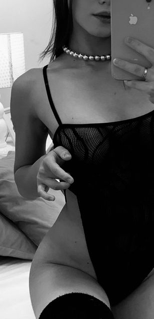 Model - KeilyFerrer blowjob