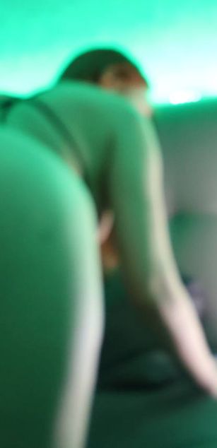 Model - Sonya_Foxx striptease