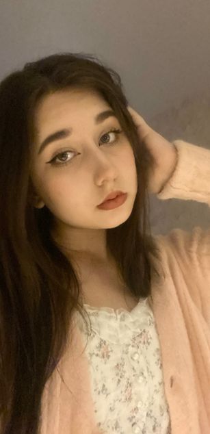 Model - Katty Swoon striptease