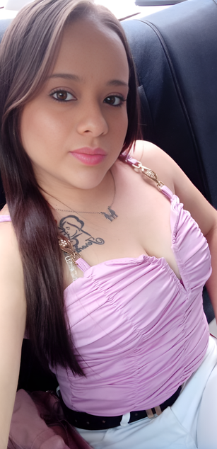 Model - Melissa Adams milf