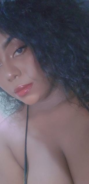 Model - carolina moreno ass