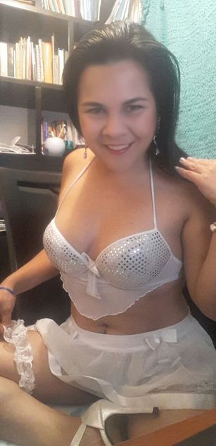 Model - Sweet Melanie deepthroat