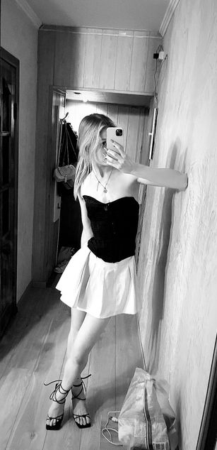 Model - Alice_dostoyevski skinny