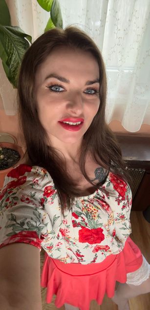 Model - GoddessBianca striptease