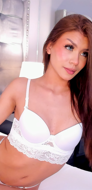 Model - KeilyFerrer blowjob