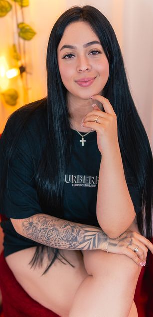 Model - ivy_youth dildo