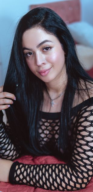 Model - ivy_youth dildo