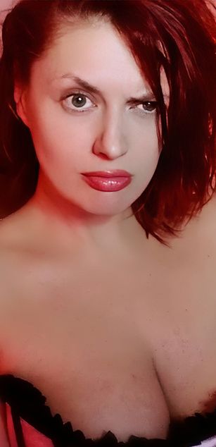 Model - Odalis dominatrix