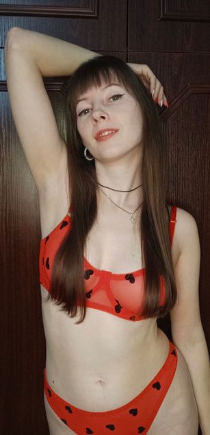 Model - SteviaBeauty friendly