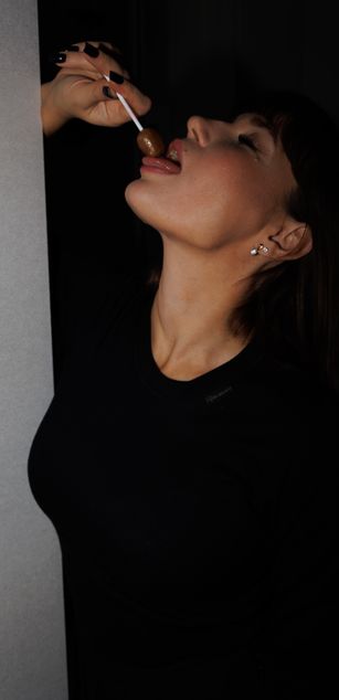 Model - RayOfSunn boobs