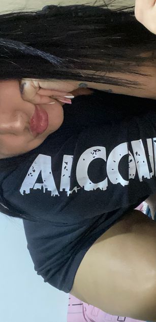 Model - Liz masturbacion