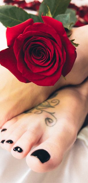 Model - MeganLuxstar fetish