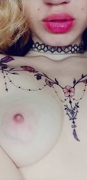 Model - Kisha Cute blowjob