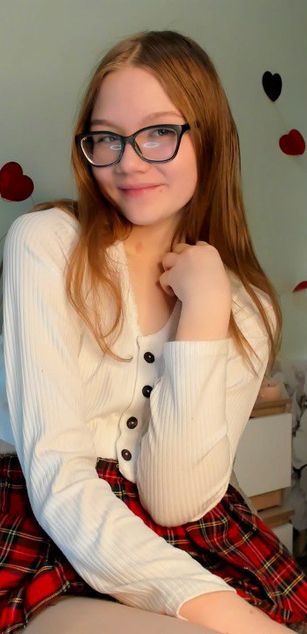 Model - Tessa petite