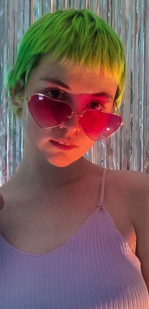 Model - Agathakisa roleplay