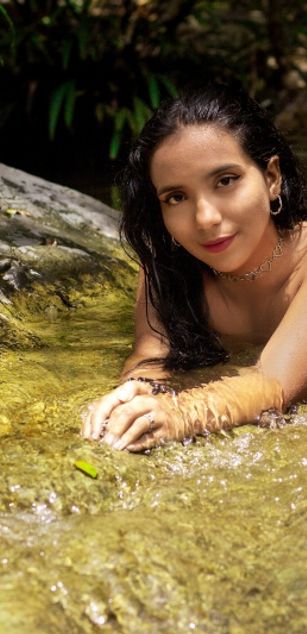 Model - LucyDerby deepthroat