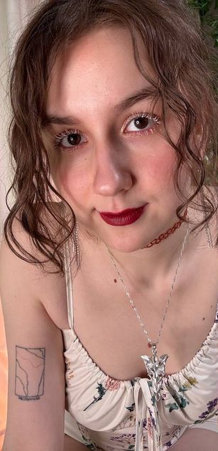 Model - Frances dildo