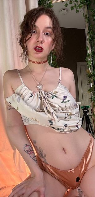 Model - Frances dildo